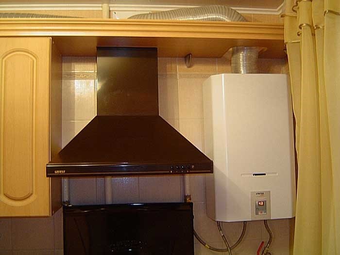 Критерии и правила в присоединении вытяжки к вентиляции, где нет газовой плиты