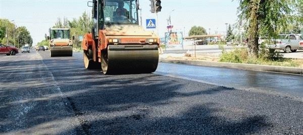 Ремонт асфальтового покрытия во дворе дома